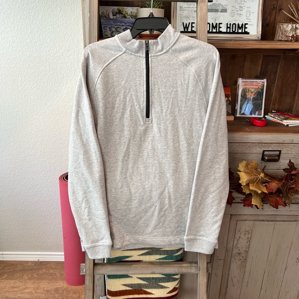 NWOT Public Rec men’s weekend half zip size medium